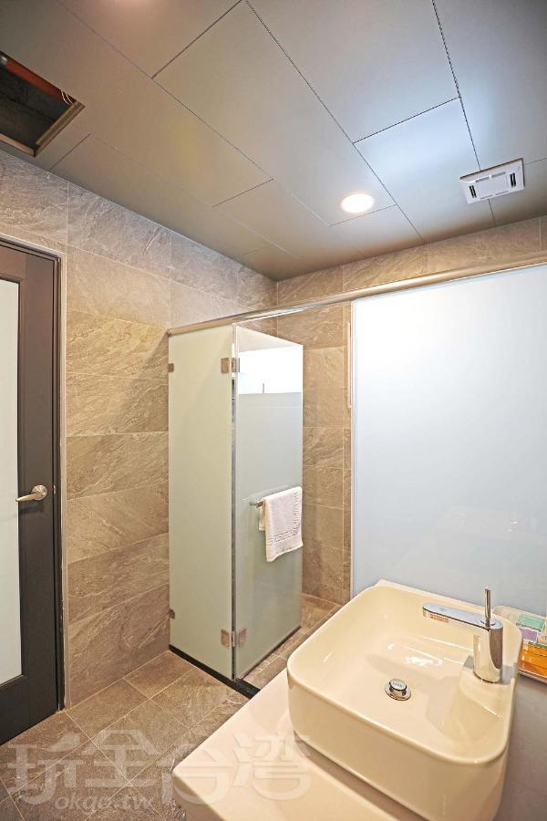 Riyuewan Homestay Yuchi Exterior photo