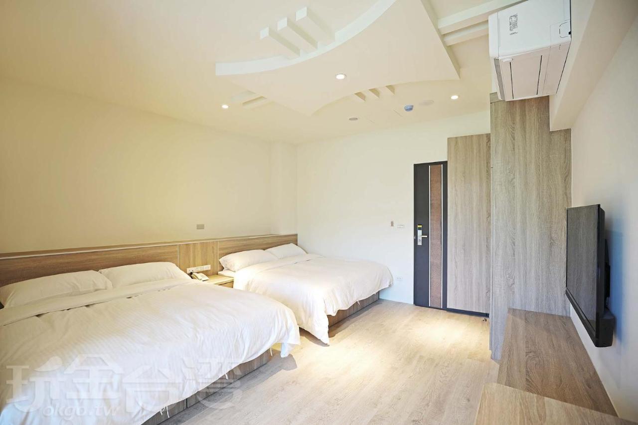 Riyuewan Homestay Yuchi Exterior photo
