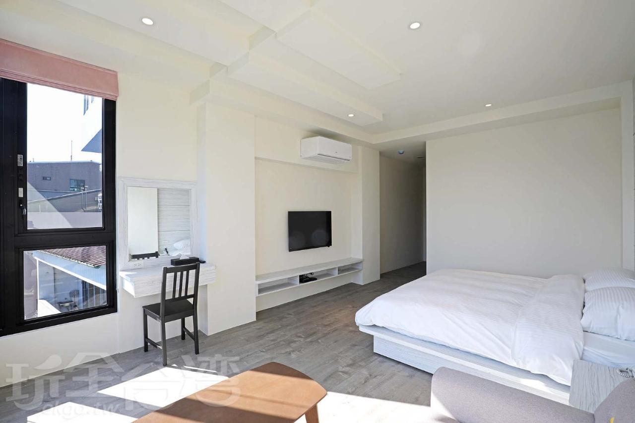 Riyuewan Homestay Yuchi Exterior photo