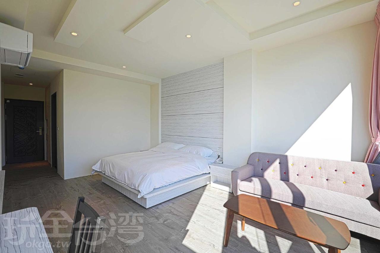 Riyuewan Homestay Yuchi Exterior photo