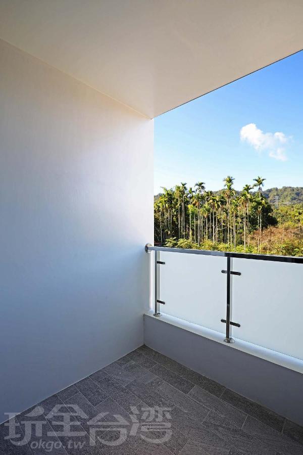 Riyuewan Homestay Yuchi Exterior photo